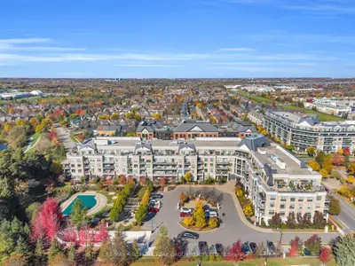 180 John West Way 212, Aurora, On L4g 0r3