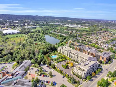 180 John West Way 212, Aurora, On L4g 0r3
