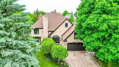 186 Garden Avenue, Richmond Hill, On L4c 6m2