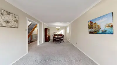 27 Hagerman Boulevard, Markham, On L3r 2a8
