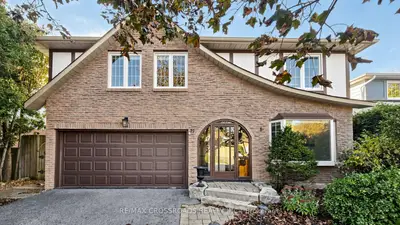 27 Hagerman Boulevard, Markham, On L3r 2a8