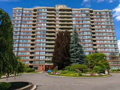 100 Observatory Lane 502, Richmond Hill, On L4c 1t4