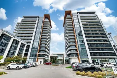 9600 Yonge Street 219b, Richmond Hill, On L4c 0x3