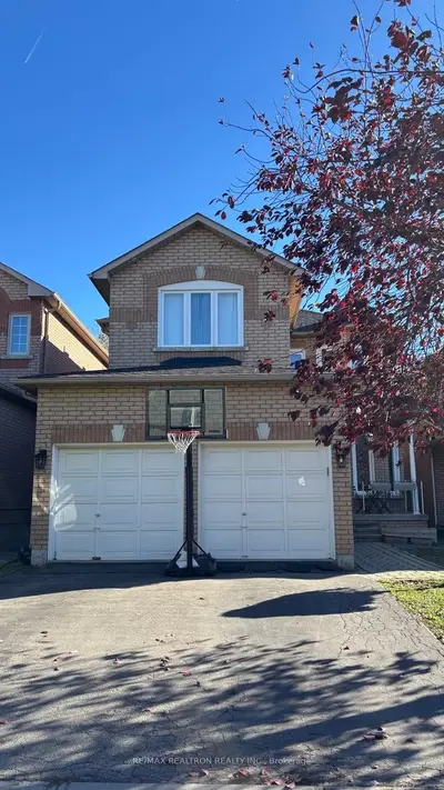 115 Katerina Avenue, Vaughan, On L4j 8h3
