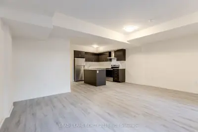 58 Elizabeth Street S 2106, Richmond Hill, On L4c 5w2