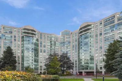 7805 Bayview Avenue 223, Markham, On L3t 7n1