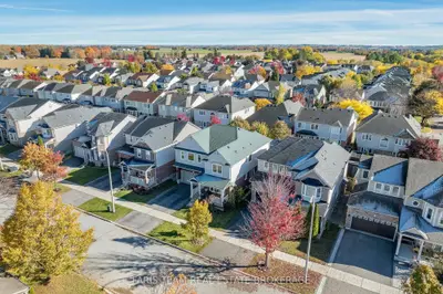 27 Kidd Crescent, New Tecumseth, On L9r 0c8