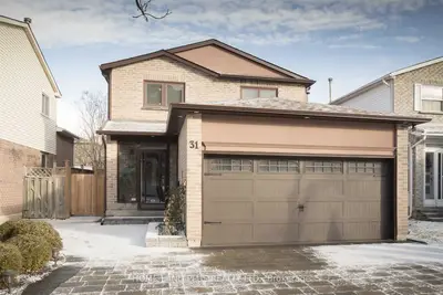 31 Nightstar Drive, Richmond Hill, On L4c 8k2