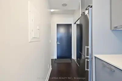 9471 Yonge Street 528, Richmond Hill, On L4c 0z5