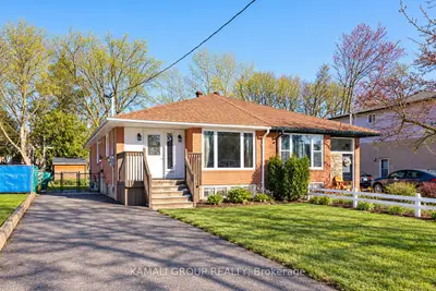 262 Penn Avenue Main, Newmarket, On L3y 2s6