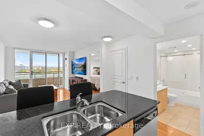 350 Red Maple Road 1214, Richmond Hill, On L4c 0t5