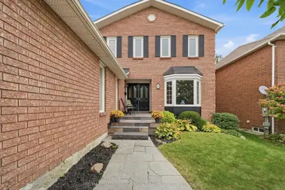 38 Lanewood Drive, Aurora, On L4g 4t8