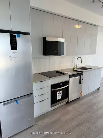 474 Caldari Road 2305, Vaughan, On L4k 0r5