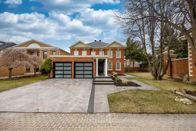 1 Regent Street, Richmond Hill, On L4c 9a9