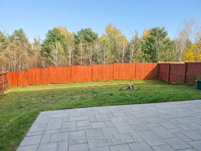 68 Blanchard Crescent, Essa, On L3w 0m9