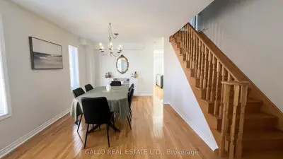 69 Adventure Crescent, Vaughan, On L6a 2z8
