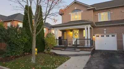 69 Adventure Crescent, Vaughan, On L6a 2z8