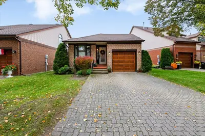 132 Riverview Road, New Tecumseth, On L9r 1s4