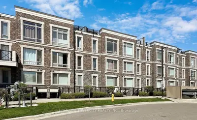2 Dunsheath Way 114, Markham, On L6b 1n3