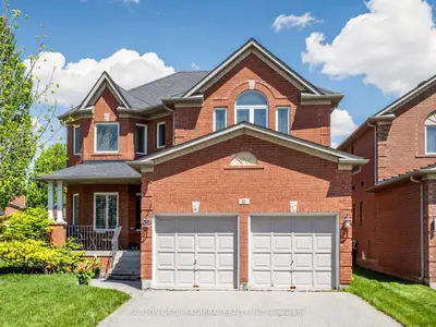22 Canyon Hill Avenue, Richmond Hill, On L4c 0s3