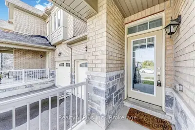 25 Jim Mortson Drive, East Gwillimbury, On L9n 0r8