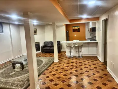 31 Canyon Creek Avenue, Richmond Hill, On L4c 0e9
