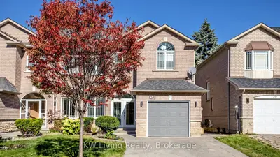 54 Loredana Court, Richmond Hill, On L4c 0p2