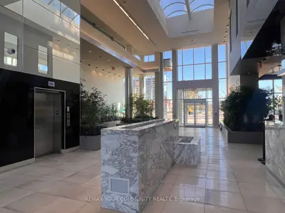 9600 Yonge Street 1602b, Richmond Hill, On L4c 0x3