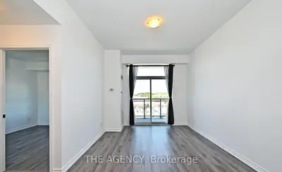 11611 Yonge Street 809, Richmond Hill, On L4e 1g2
