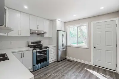 257 Parkway Avenue, Georgina, On L4p 2w1