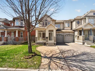 12 Stookes Crescent, Richmond Hill, On L4e 0j3