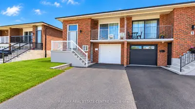 11 Albany Drive, Vaughan, On L4l 2x5