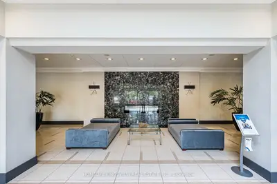 60 Disera Drive 1104, Vaughan, On L4j 9g1