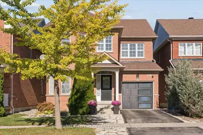 47 Amos Lehman Way, Whitchurch-stouffville, On L4a 0j9