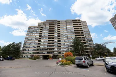 32 Clarissa Drive Ph22, Richmond Hill, On L4c 9r7