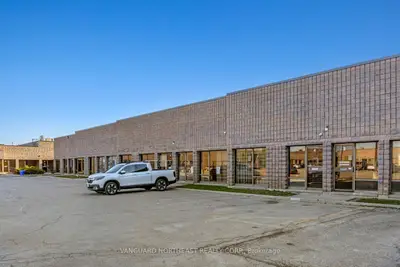 90 Nolan Court 7, Markham, On L3r 4l9