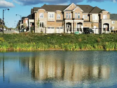 164 Harding Park Street, Newmarket, On L3y 0e4