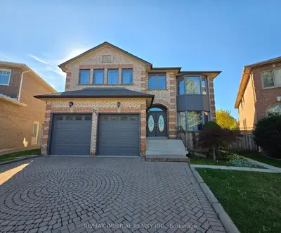 12a Mauro Court, Richmond Hill, On L4b 3j8