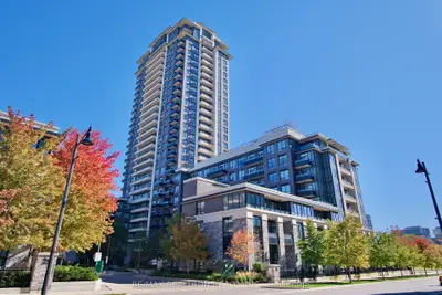 15 Water Walk Drive 533, Markham, On L6g 0g2