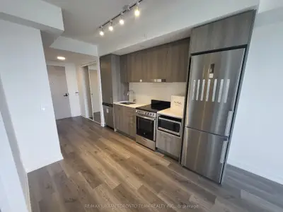 195 Commerce Street 2608, Vaughan, On L4k 0p9