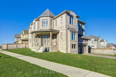 2 Pietrowski Drive, Georgina, On L4p 0j7