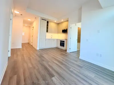 5 Meadowdale Road 1901, Vaughan, On L4k 0c7