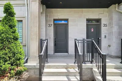 37 Village Parkway, Markham, On L3r 5r8