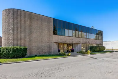 90 Nolan Court 1a, Markham, On L3r 4l9