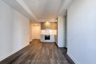 5 Meadowdale Road 1411, Vaughan, On L4k 0c7