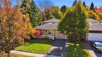 836 Elgin Street, Newmarket, On L3y 5k8
