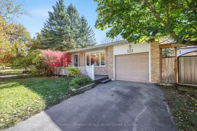836 Elgin Street, Newmarket, On L3y 5k8