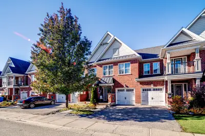 13 Eastwind Drive, Whitchurch-stouffville, On L4a 0w6