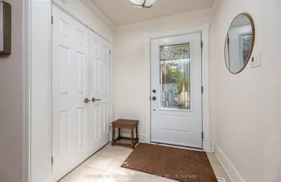 126 Tilman Circle, Markham, On L3p 6a3