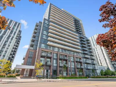 38 Honeycrisp Crescent 101, Vaughan, On L4k 0m8